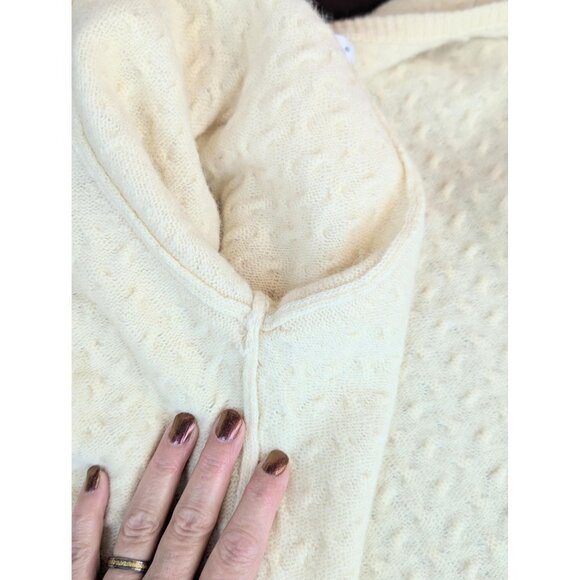 Vintage 70s Womens Cable Knit Crew Neck Cardigan Lambs Wool Angora Luxe Sweater - Picture 8 of 9